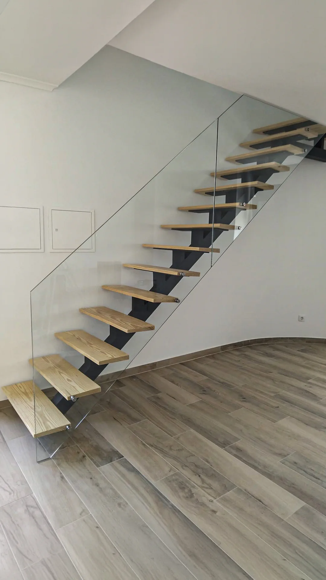 Guarda-corpos em vidro — Infinite Glassworks